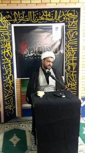 قرائت زیارت عاشورا به صورت لایو در صفحه اینستاگرام مخابرات منطقه مرکزی اجرا شد

