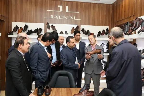 ۱۰۰ میلیارد ریال تسهیلات به تولید کنندگان کفش دستدوز پرداخت می شود