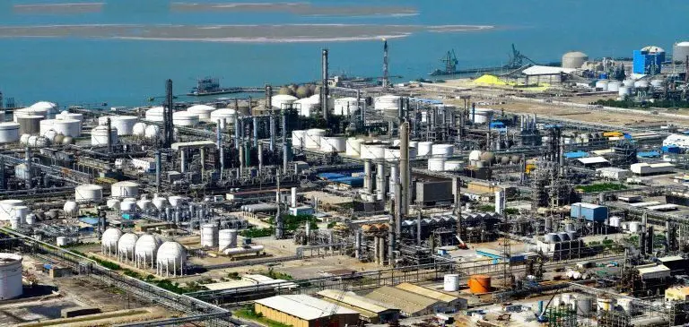 تعمیرات اساسی تجهیزات پتروشیمی ایلام توسط متخصصان پتروشیمی بندرامام 

