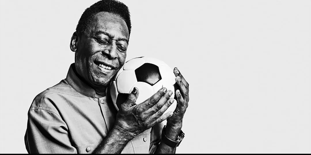 ستاره افسانه ای فوتبال جهان درگذشت