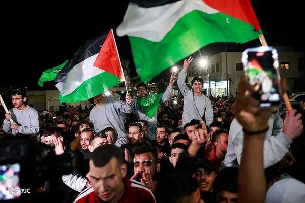 رهبر انقلاب: صبر و ایستادگی مردم و مقاومت فلسطین، رژیم صهیونیستی را وادار به عقب‌نشینی کرد

