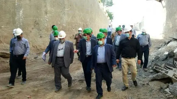 فرمانده قرارگاه خاتم‌الانبیا(ص) از پروژه مترو قم بازدید کرد