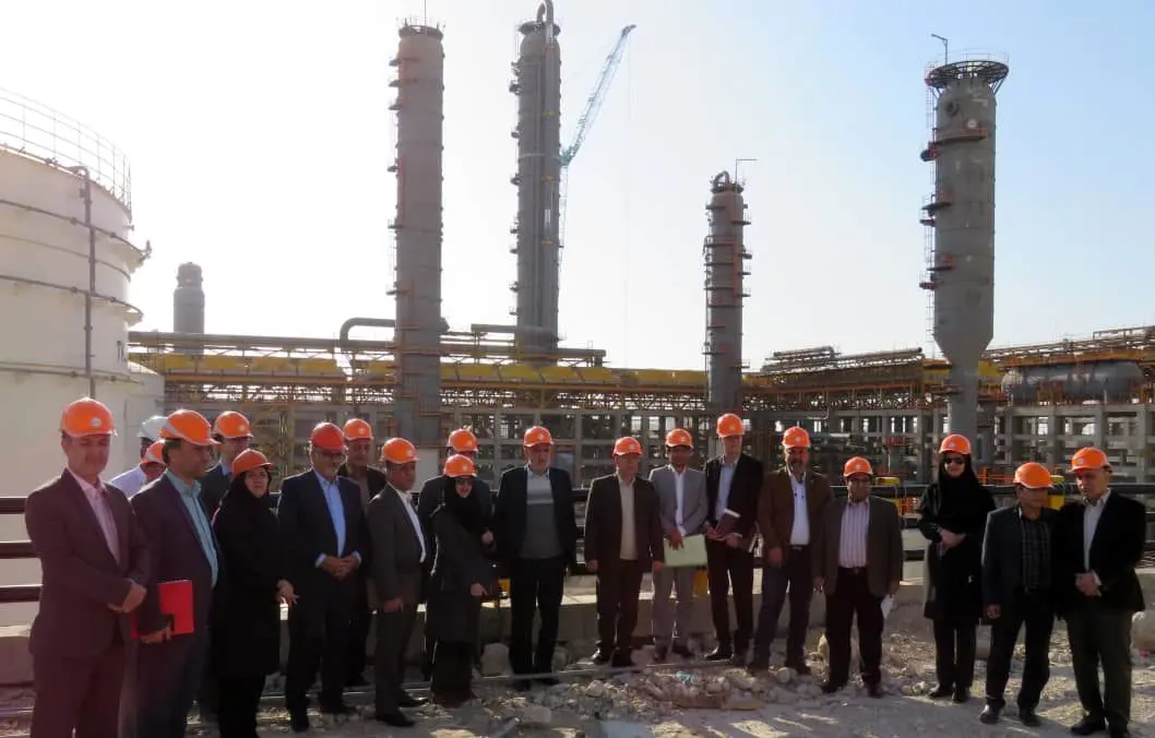 بازدید دکتر توفیقی از پتروشیمی آپادانا خلیج فارس

