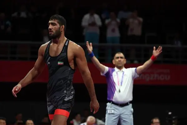 کسب 2 نقره و یک برنز در 4 وزن نخست کشتی