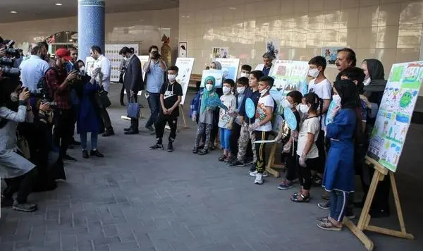 ویژه برنامهچهـار راه کـودک در ایوان انتظار ایستگاه متروی میدان حضرت ولیعصر (عج)برگزارشد