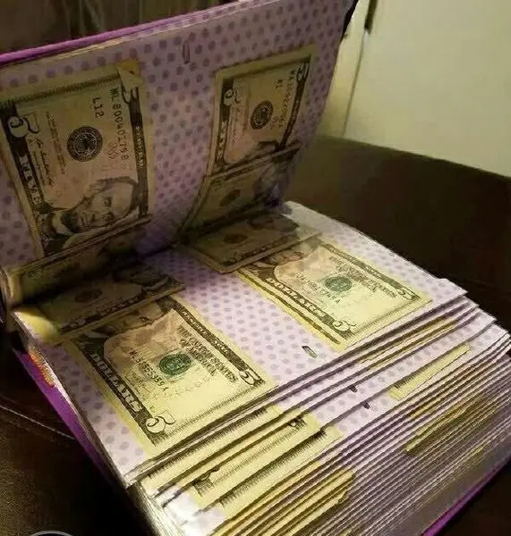 مردی که با ترک سیگار  ثروتمندی شد+عکس