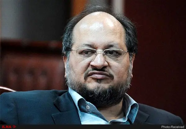  محمد شریعتمداری خواستار ارسال کمک‌های ضروری به زلزله‌زدگان شد 
