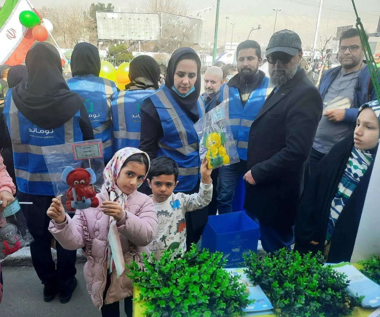 برپایی غرفه مدیریت پسماند منطقه ۲۲ با محوریت طرح نوماند

