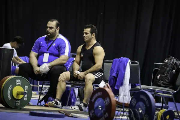 ستاره های وزنه برداری ایران در یک تیم جمع شدند