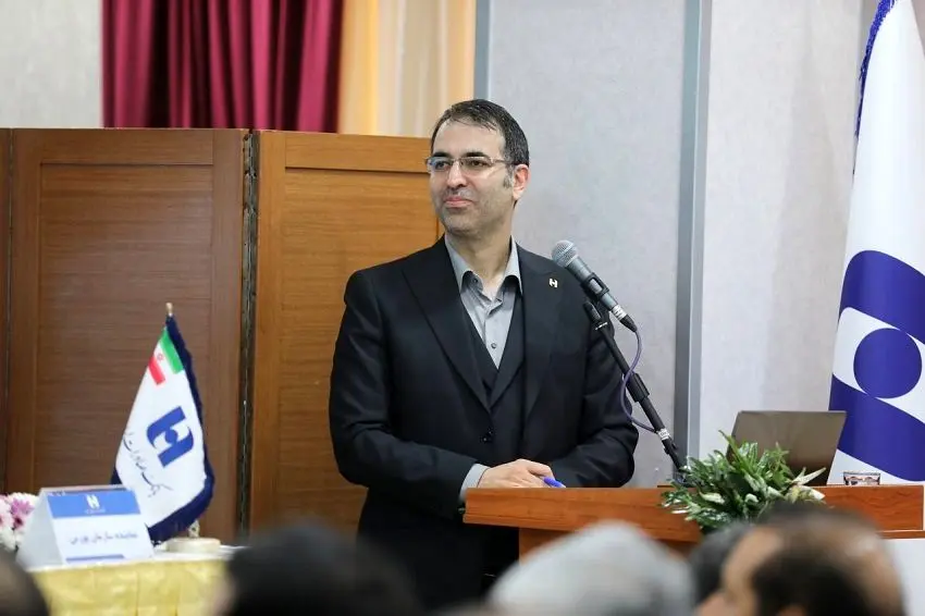 اثرات افزایش سرمایه بر ساختار مالی بانک صادرات ایران

