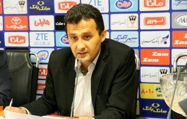 باشگاه پرسپولیس پیگیر باز شدن پنجره‌اش است