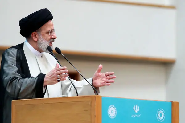 دیپلماسی سیاسی باید در خدمت دیپلماسی اقتصادی باشد