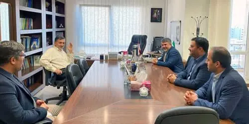 دیدار مدیرعامل بانک سینا با مدیرمسئول روزنامه همشهری