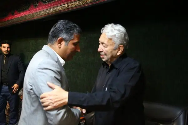 برپایی مراسم چهل روضه در چهل بیت شهید منطقه 15