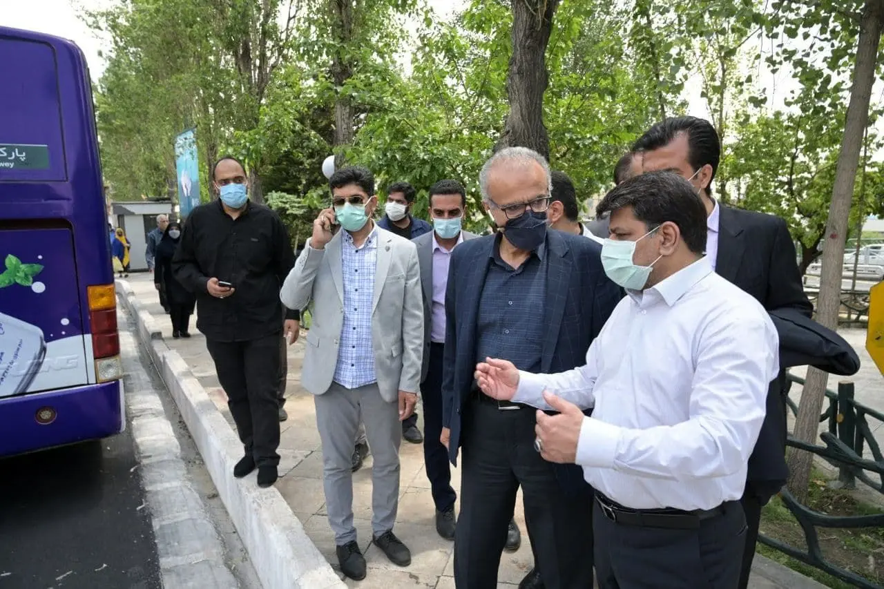 نیمی از مسیر سواره تجریش در طرح خیابان کامل، پیاده راه می شود