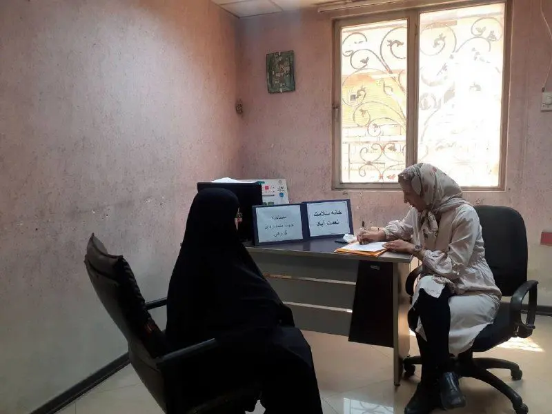  خدمات رایگان مشاوره‌های گروهی در محلات کم‌ برخوردار و آسیب پذیر منطقه ۱۹ ارائه می شود 