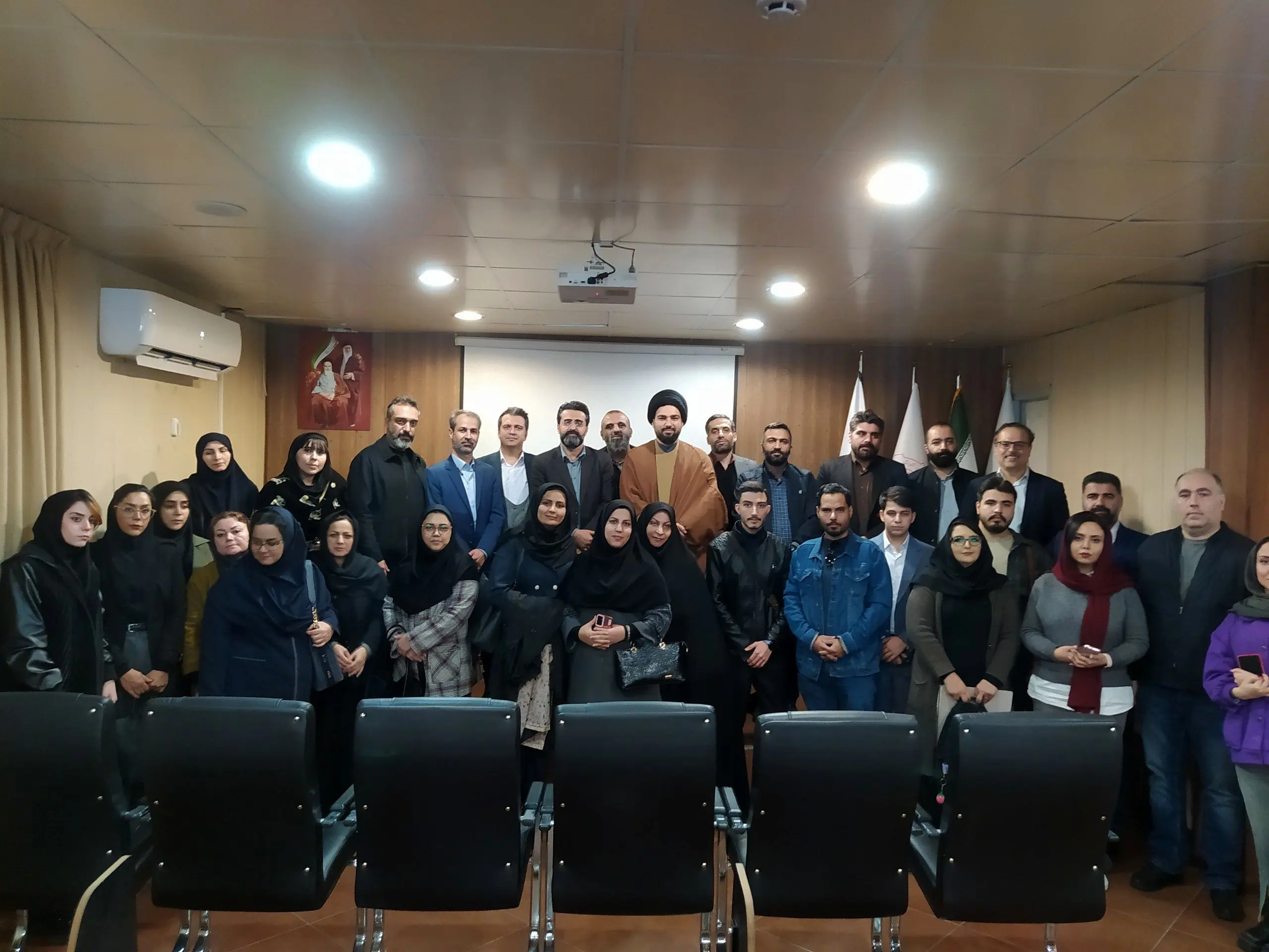 اولین نشست بررسی راهکارهای توسعه انجمن‌های علمی دانشجویی برگزار شد 