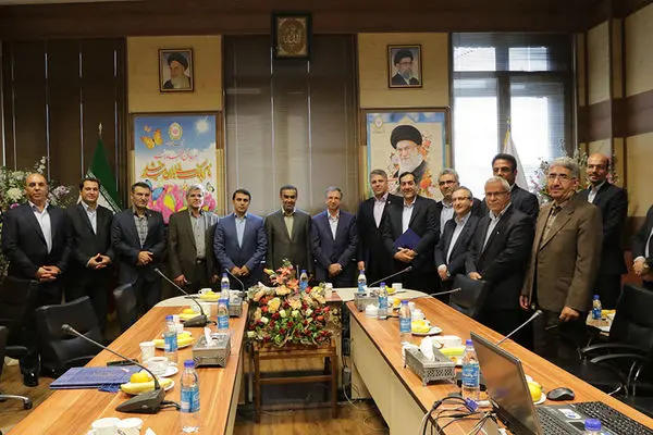 روسای شعب مرکزی، فردوسی و حافظ بانک ملّی ایران معارفه شدند