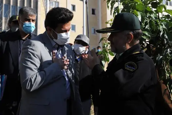 از بزرگداشت روز پاسدار تا کاشت نهال مرکبات