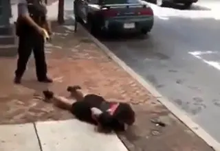 
عاقبت دردناک شهروندی که میان هشدار ۲ پلیس گیر افتاد + عکس
