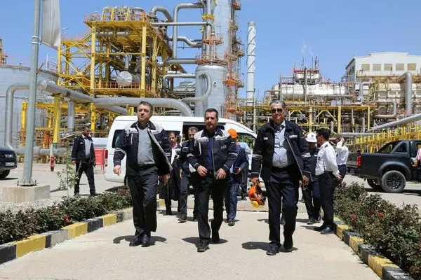 امین‌نژاد: باید با تمام قدرت از سرمایه سهام‌داران صیانت کنیم/ خلیلی: به جانشین‌پروری و بومی‌گزینی توجه ویژه داشته باشید

