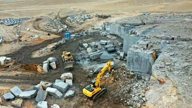 بهره برداری از ۳۰ واحد صنعتی معدنی در منطقه آزاد ماکو