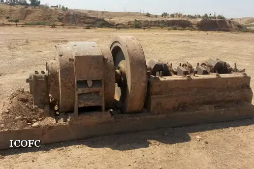 کشف ژنراتور با قدمتی بیش از ۶۰ سال در دل میدان نفتی نفت شهر

