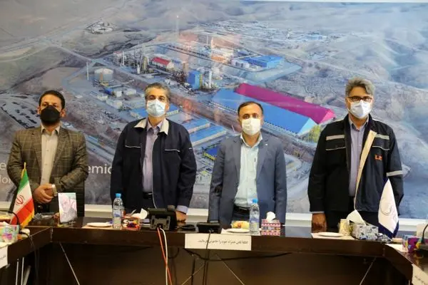 مهر تایید محیطزیست بر سیستم پایش آنلاین پساب پتروشیمی لردگان