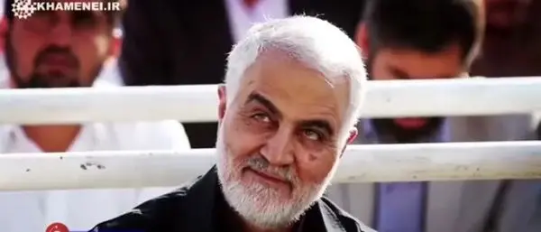 واکنش سردار سلیمانی به شعرخوانی میثم مطیعی در عید فطر +عکس