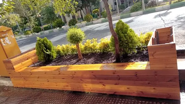 مشارکت صد در صدی کسبه خیابان علی اکبری در زیباسازی جداره های پیاده رو