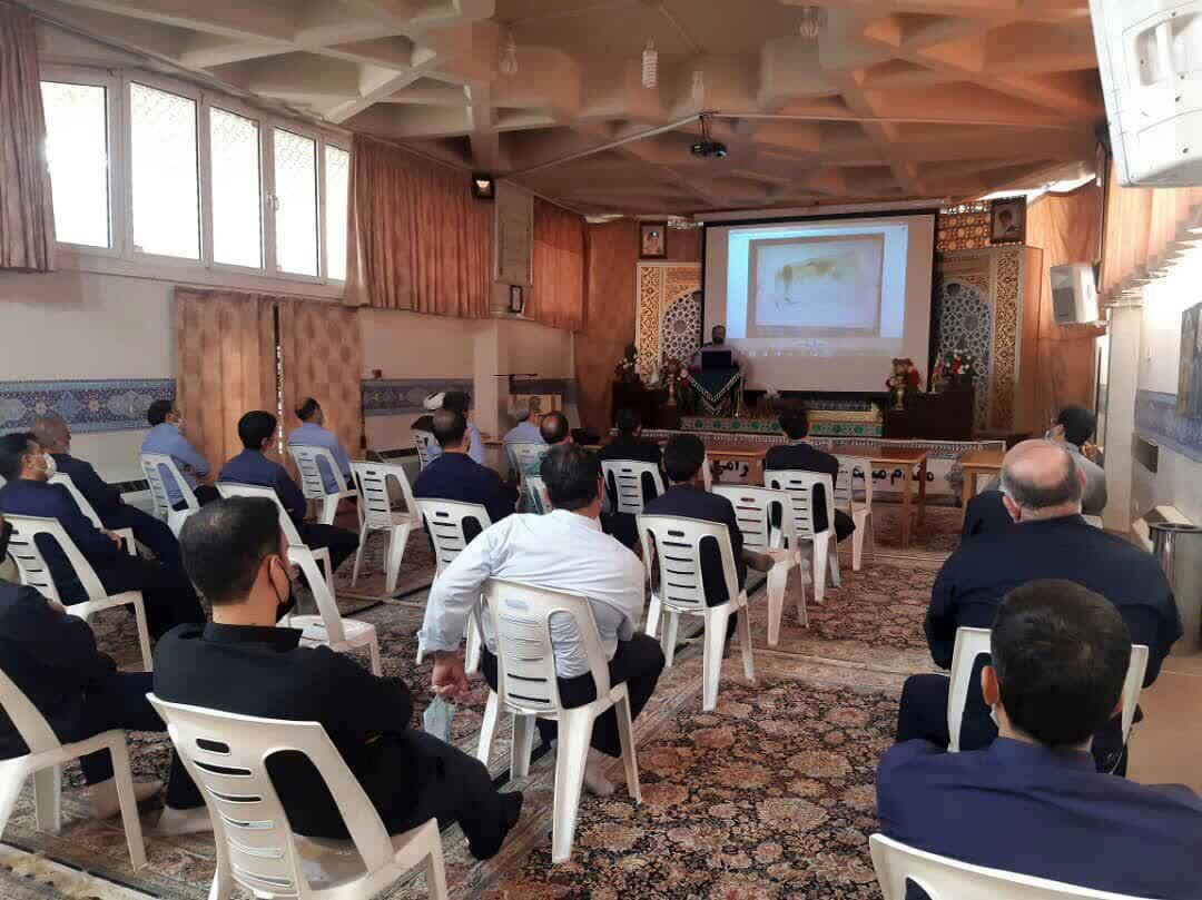خادمان حرم بانوی کرامت با مباحث امنیتی ماه محرم آشنا شدند

