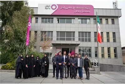 بازدید جمعی از نخبگان دانشجویی از مرکز رصد و پایش اشتغال کشور