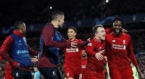 دو تصویر متفاوت از مسی و محمد صلاح در شب رویایی آنفیلد