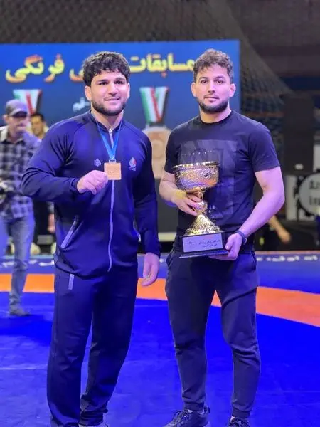 کشتی گیر باشگاه فرهنگی ورزشی مناطق نفتخیز جنوب- اهواز قهرمان کشور شد