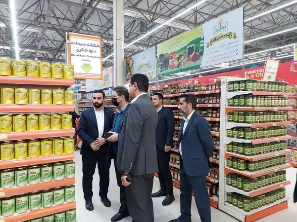 تاکید مدیرعامل شرکت فروشگاه ها بر انجام اقدامات خورسندساز در فروشگاه اتکا شهید فکوری