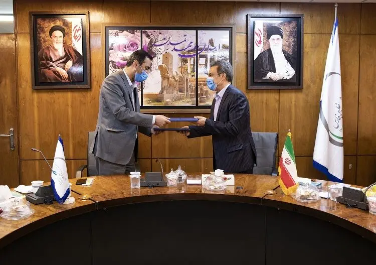 انعقاد تفاهمنامه همکاری میان بانک ملت و هلدینگ پتروشیمی خلیج فارس
