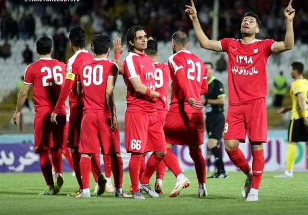 پیشنهاد اروپایی برای مدافع تراکتور