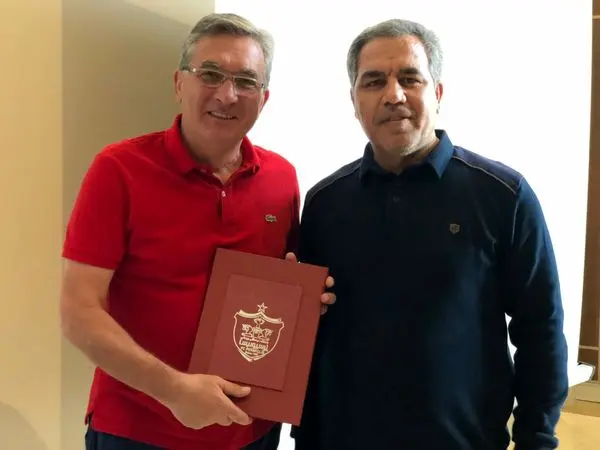 حواله پاداش نایب قهرمانی آسیا به سرخپوشان اهدا شد