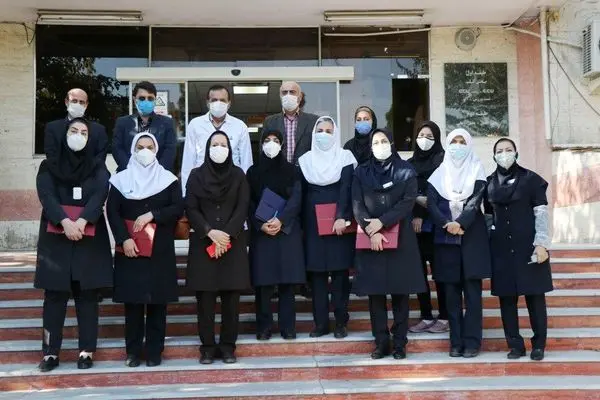 تقدیر از قهرمانان سلامت در منطقه9

