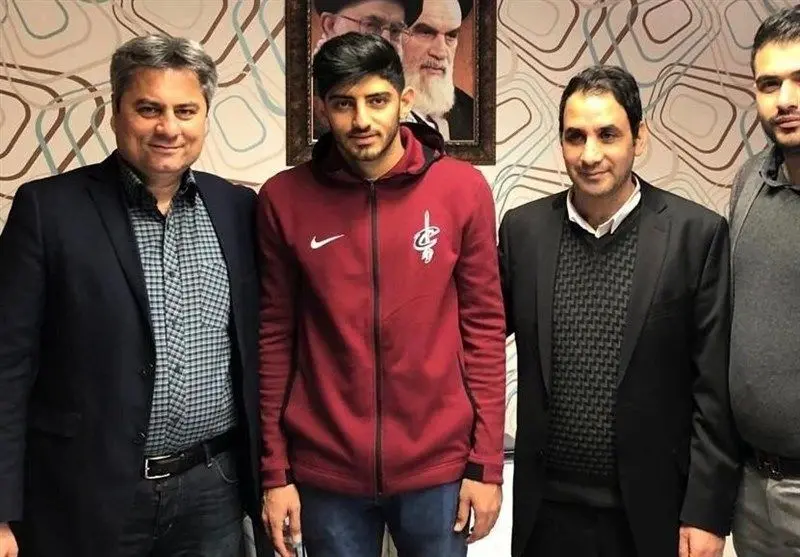 به هیچ تیمی جز پرسپولیس فکر نمی کنم/ کار سختی برای رسیدن به ترکیب اصلی دارم