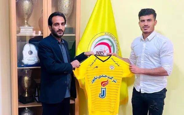 رضا علیاری به فجرسپاسی پیوست