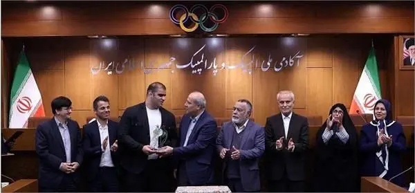 دکتر هاشمی:میدان ورزش بستر صلح است