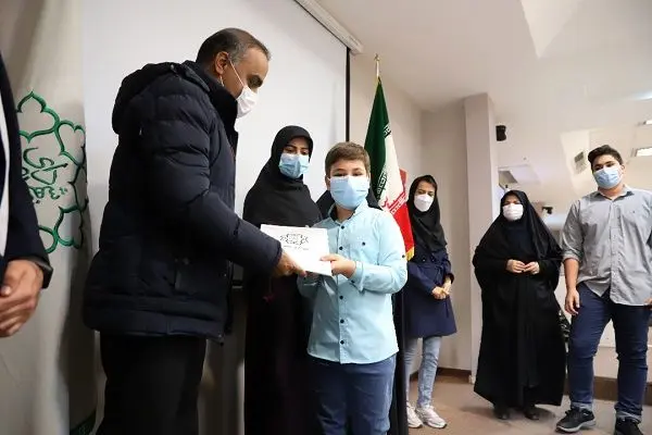 اختتامیه جشنواره بزرگ خانوادگی چینش سازههای دومینو در منطقه 7