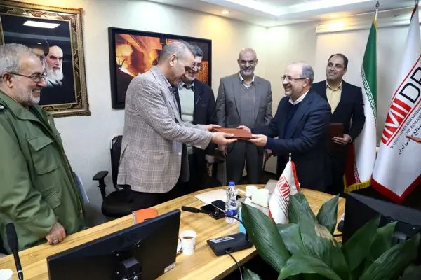 امضای تفاهم نامه همکاری آموزشی برای ایجاد اشتغال پایدار سربازان
