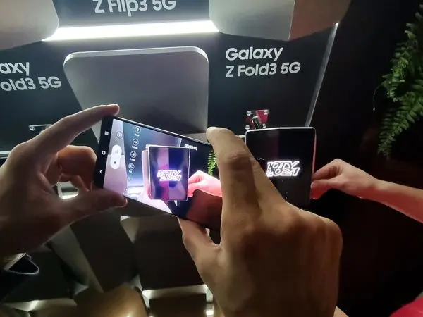 تصویربرداری مراسم مرد سال نشریه GQ با گلکسی S21 Ultra سامسونگ