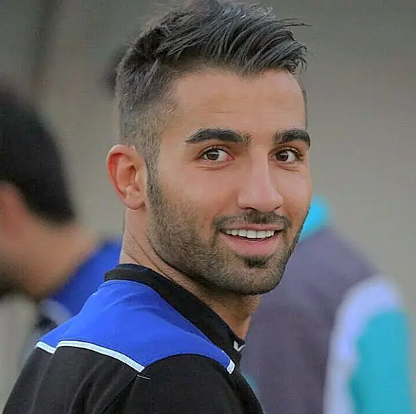 هافبک سایپا در آستانه حضور در استقلال +عکس