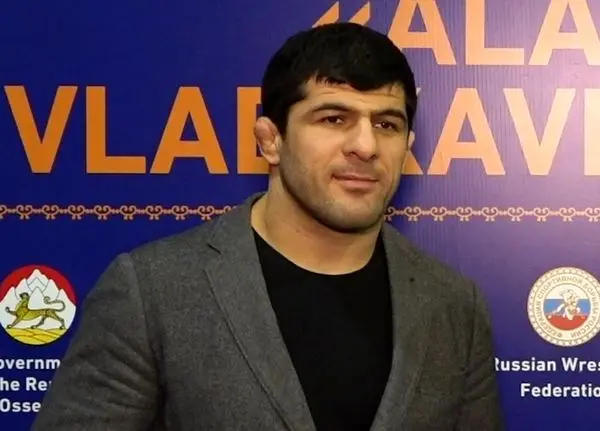 حاجی مراد گاتسالوف در راه ایران