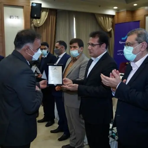 گردهمایی مدیران ستادی و شعب بیمه سینا برگزار شد