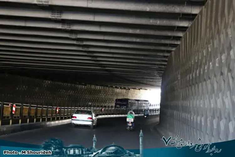 اجرای ۶۰ هزار متر مربع عملیات تراش و روکش مکانیزه آسفالت در منطقه 7

