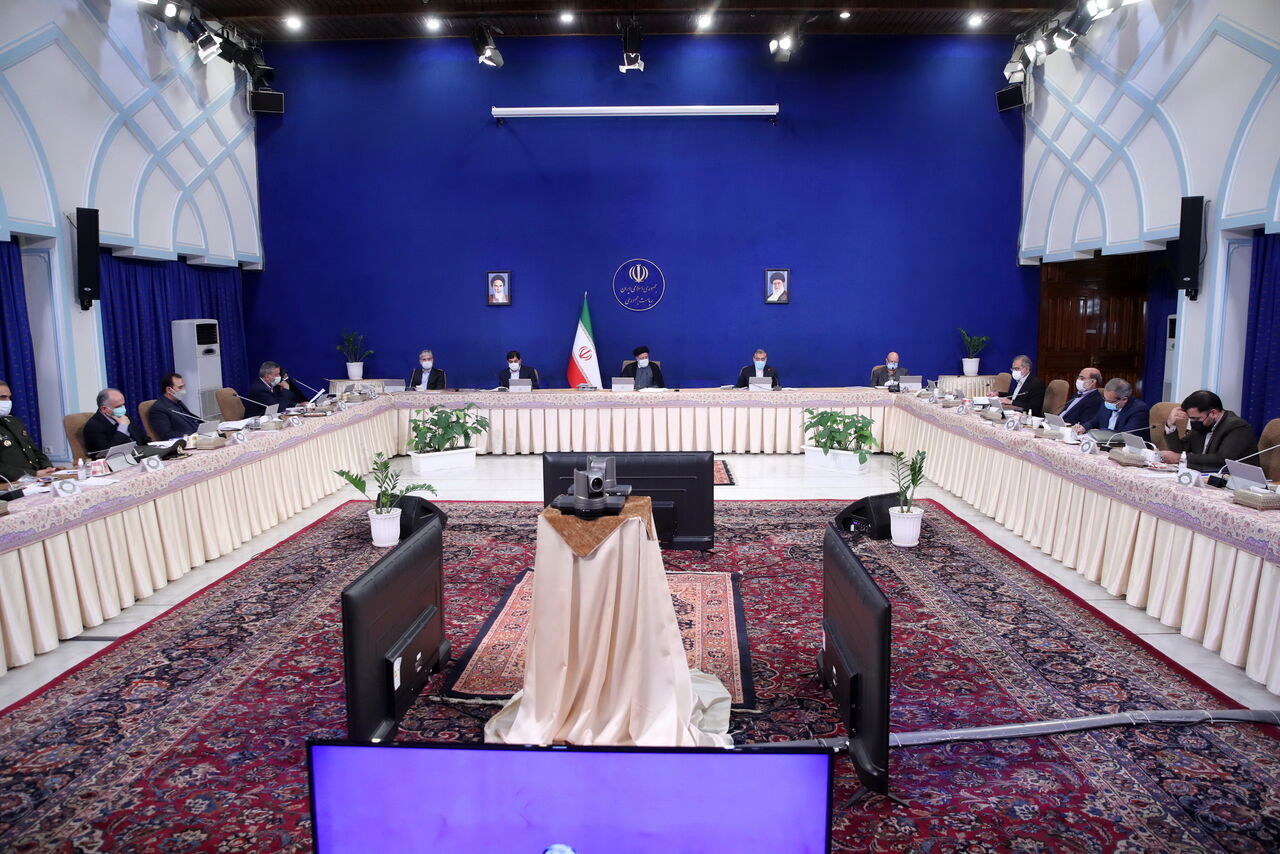 رئیس‌جمهوری اصول ۱۲ گانه مقابله با فساد اداری را ابلاغ کرد